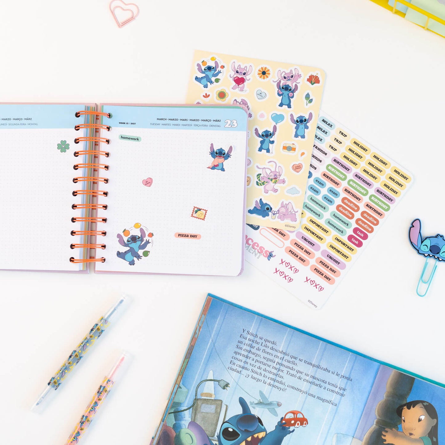 Agenda Escolar 2026/2027 Stitch Y Ángel Disney Día Página 11 Meses