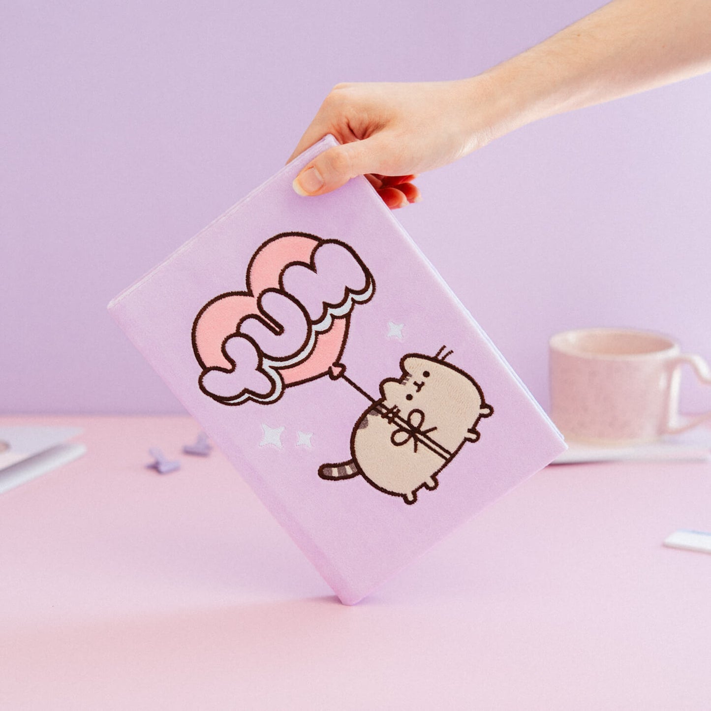 Cuaderno Felpa Pusheen Moments