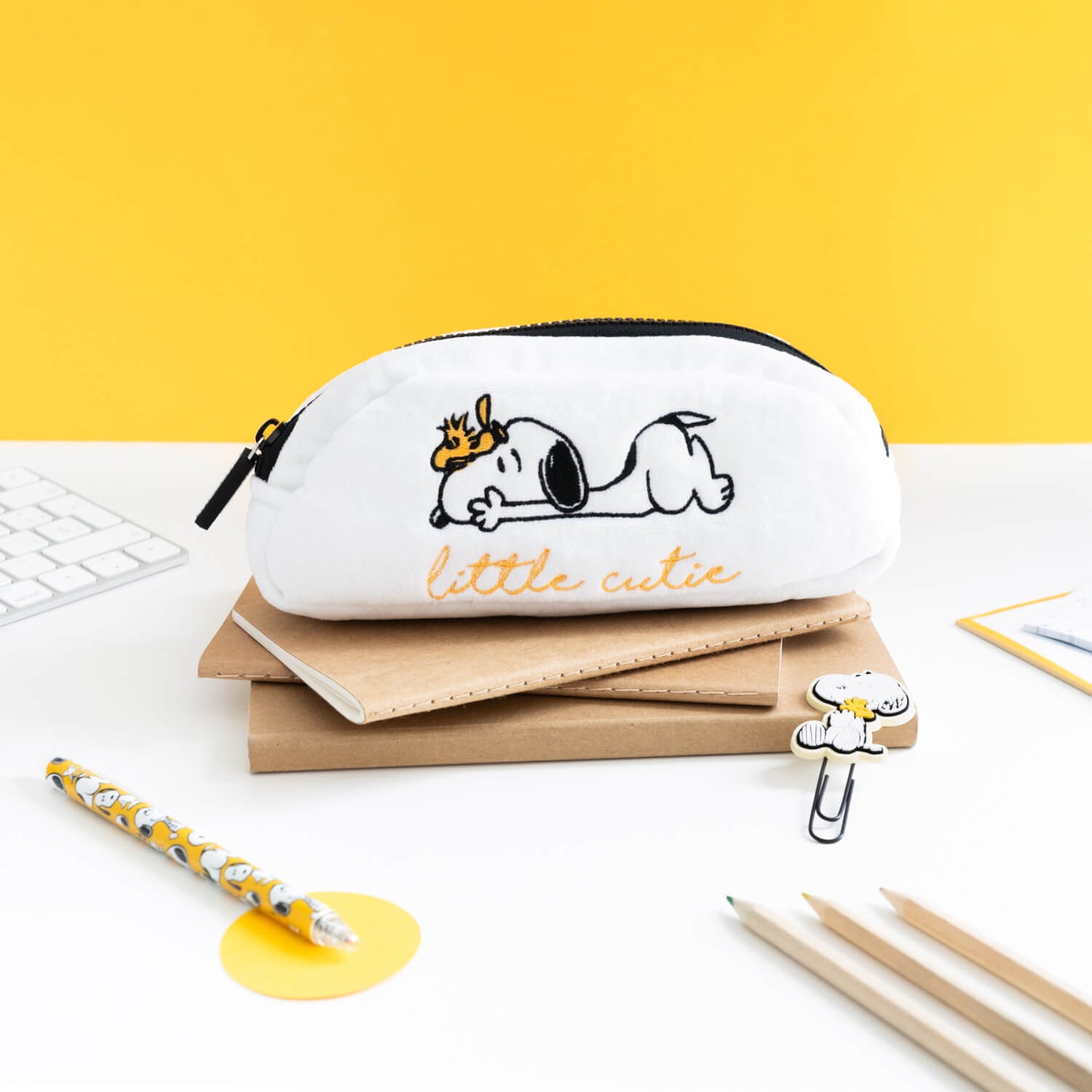 Estuche Felpa Snoopy