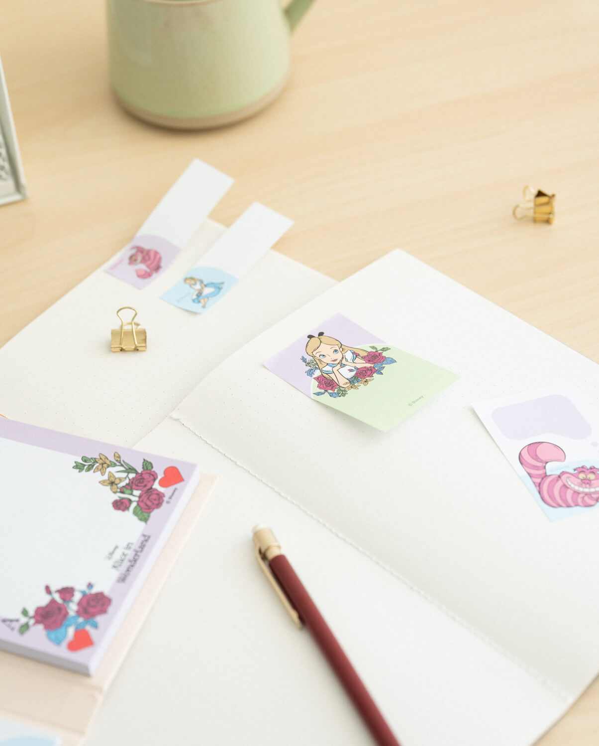 Cuaderno Notas Adhesivas Alicia En El País De Las Maravillas Disney