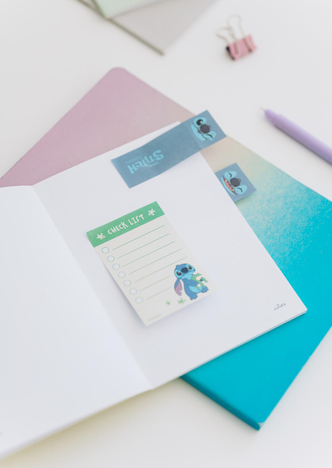 Cuaderno Notas Adhesivas Stitch Tropical Disney