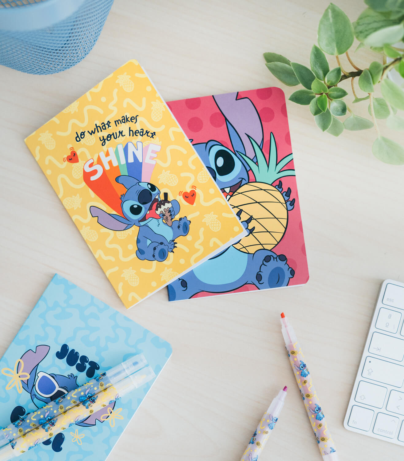 Set De Papelería Stitch Tropical Disney