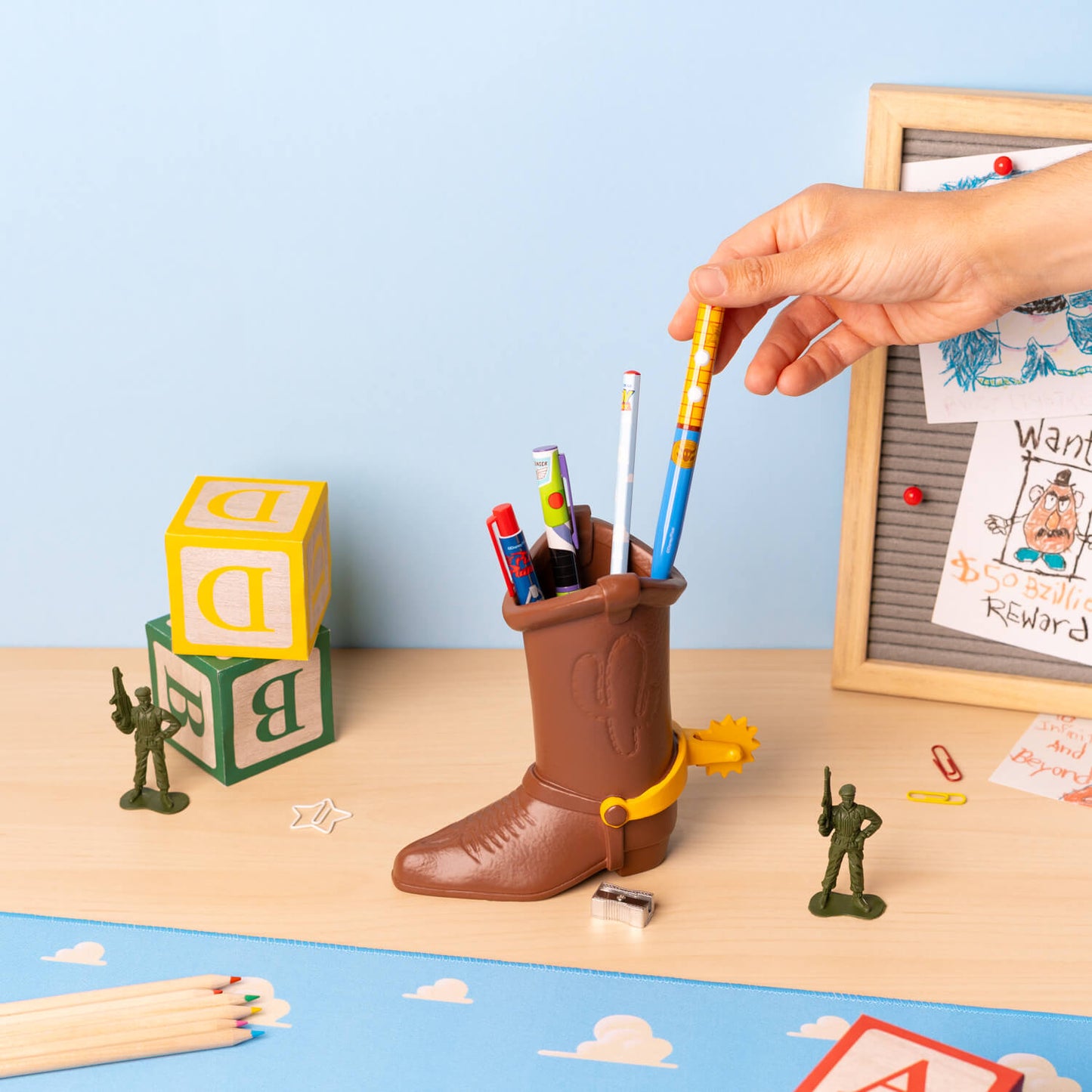 Lapicero Toy Story Disney Pixar Con Set De Escritura
