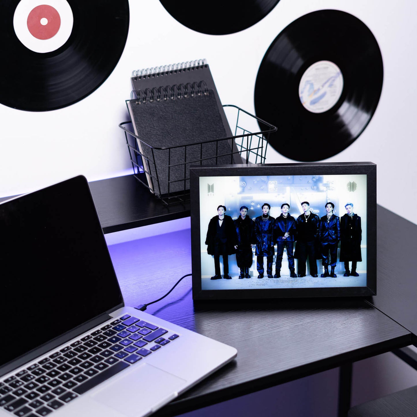 Cuadro Con Luz LED BTS