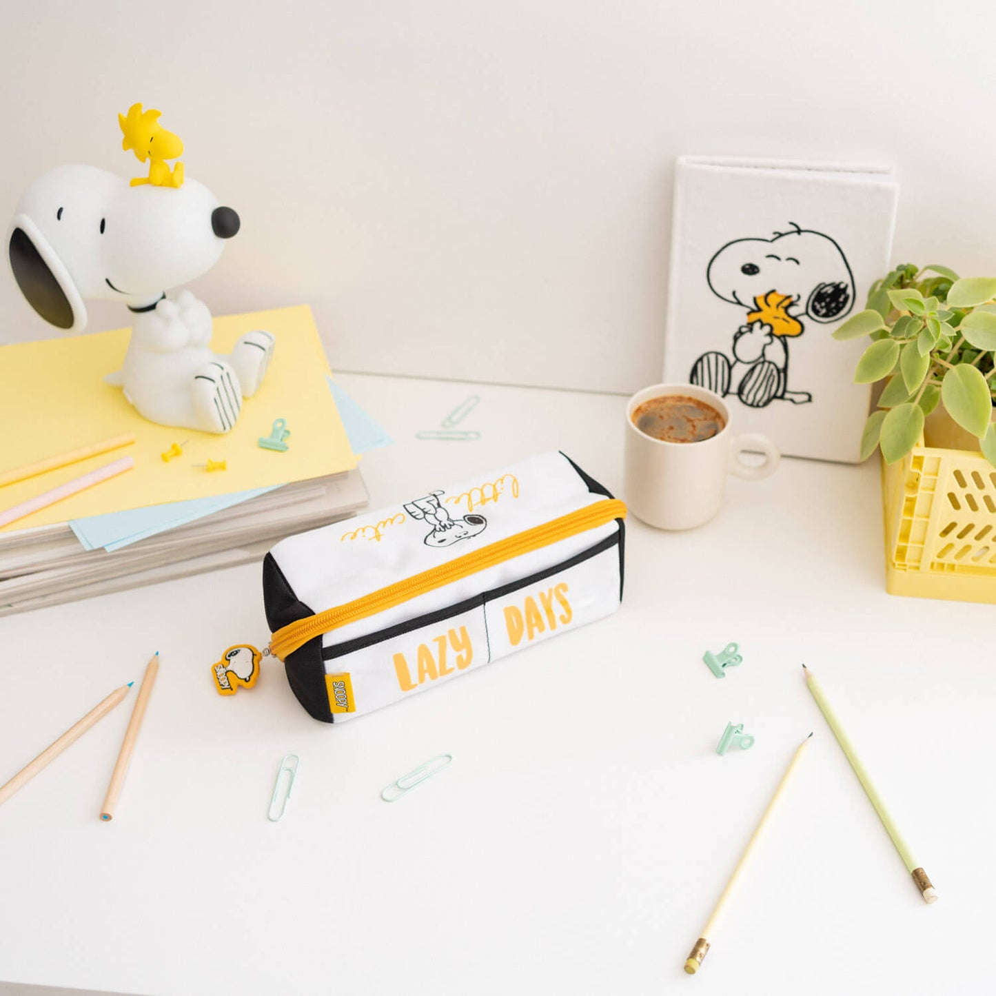 Estuche Doble Snoopy Lazy Days