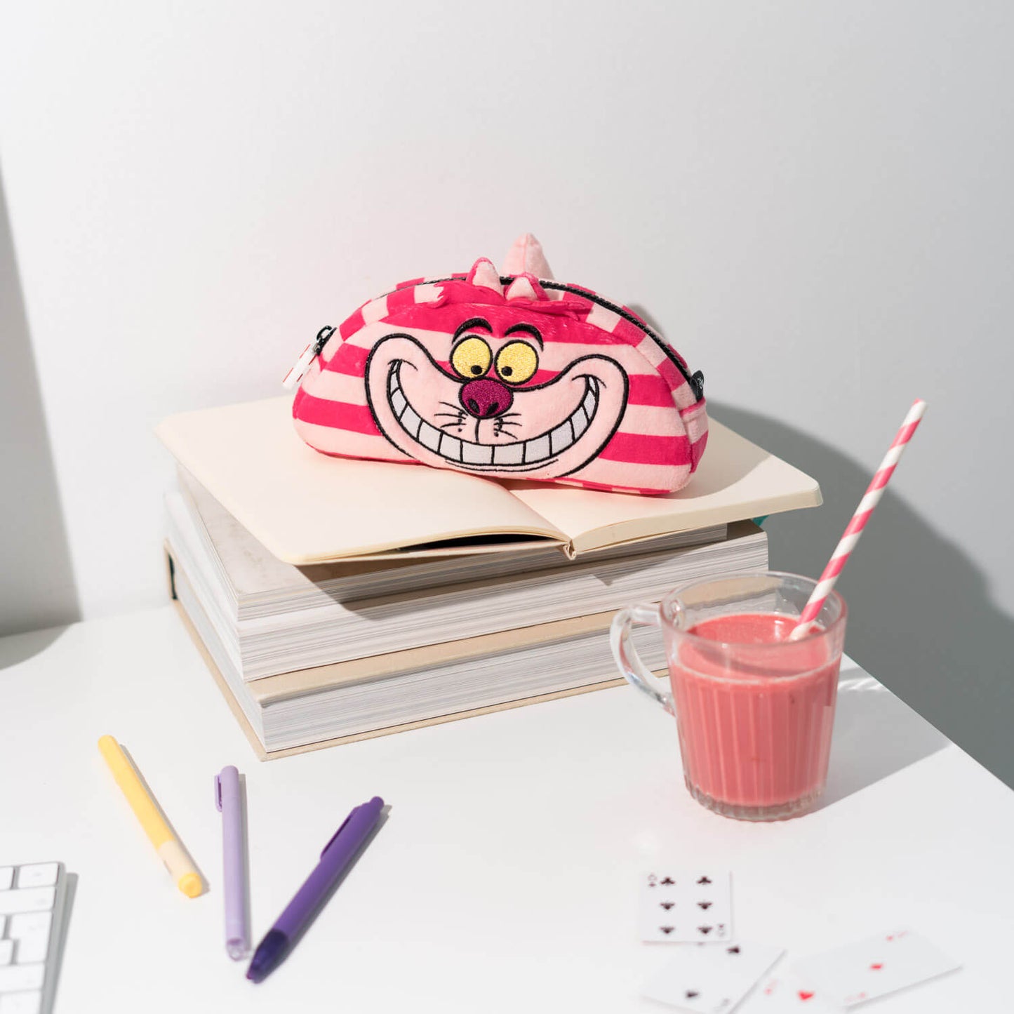 Estuche Felpa Gato Cheshire Alicia En El País De Las Maravillas Disney