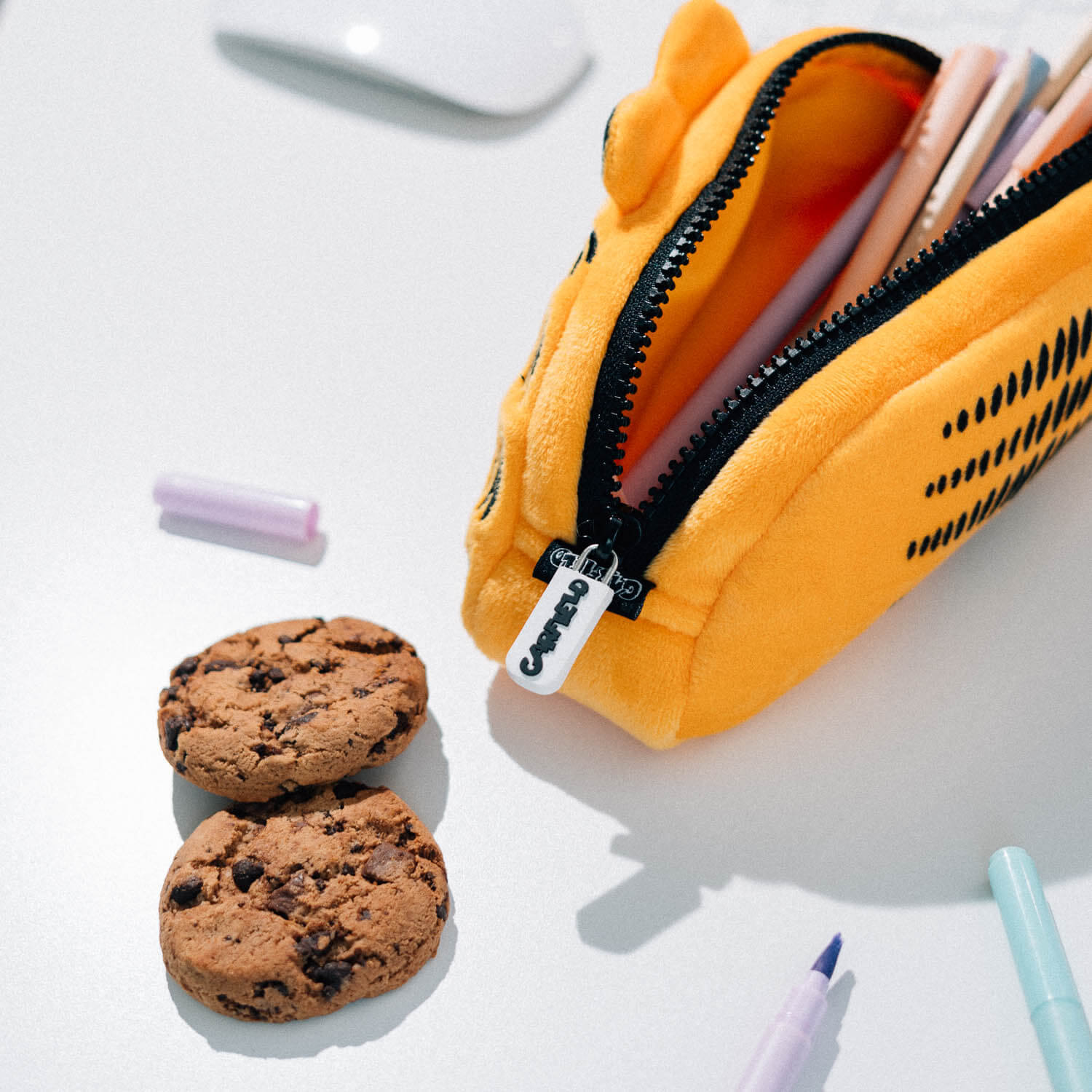 Estuche Felpa Garfield