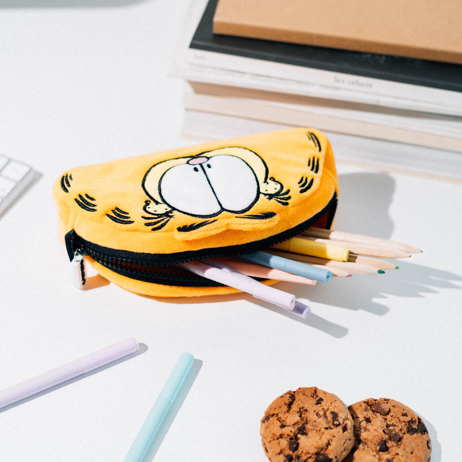 Estuche Felpa Garfield