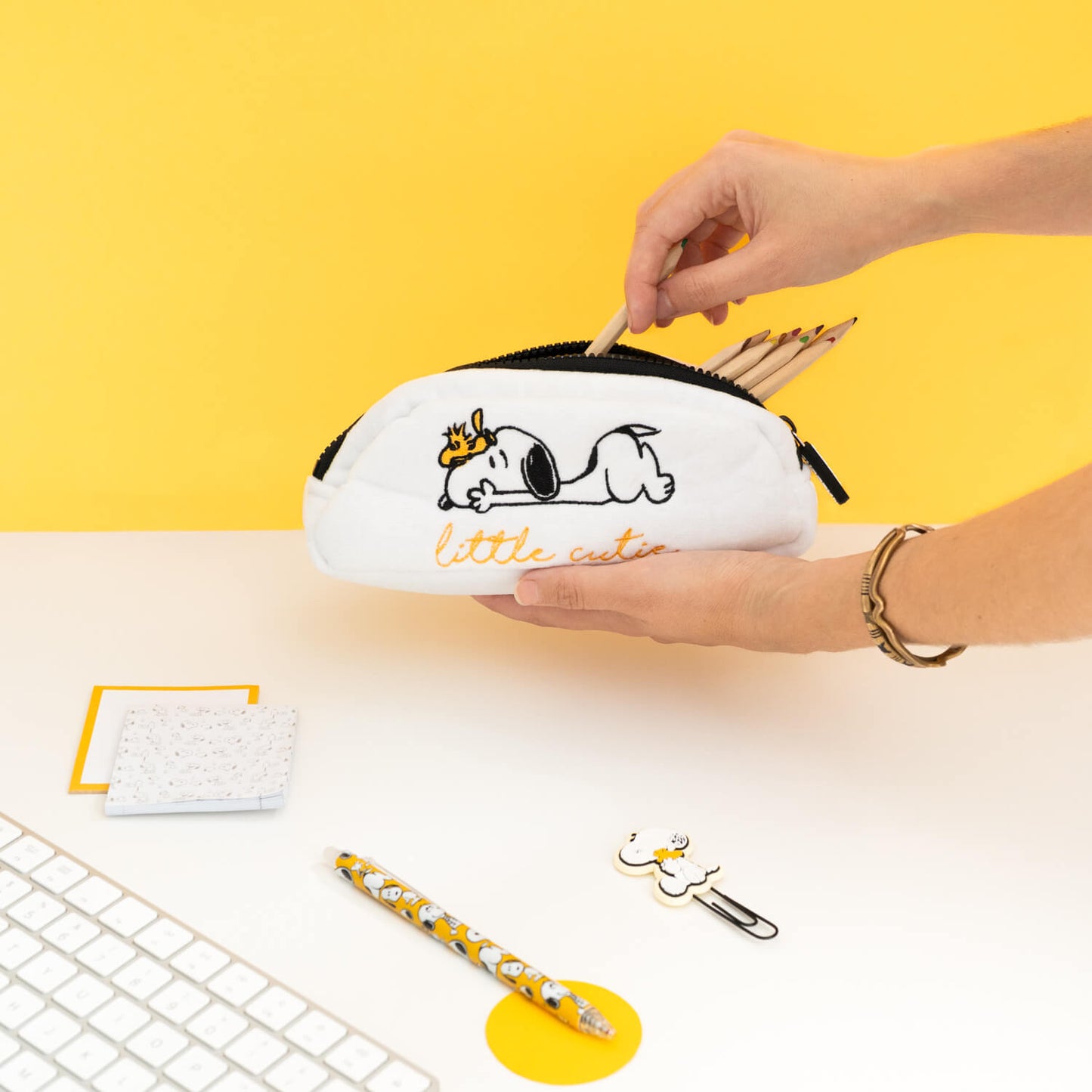 Estuche Felpa Snoopy