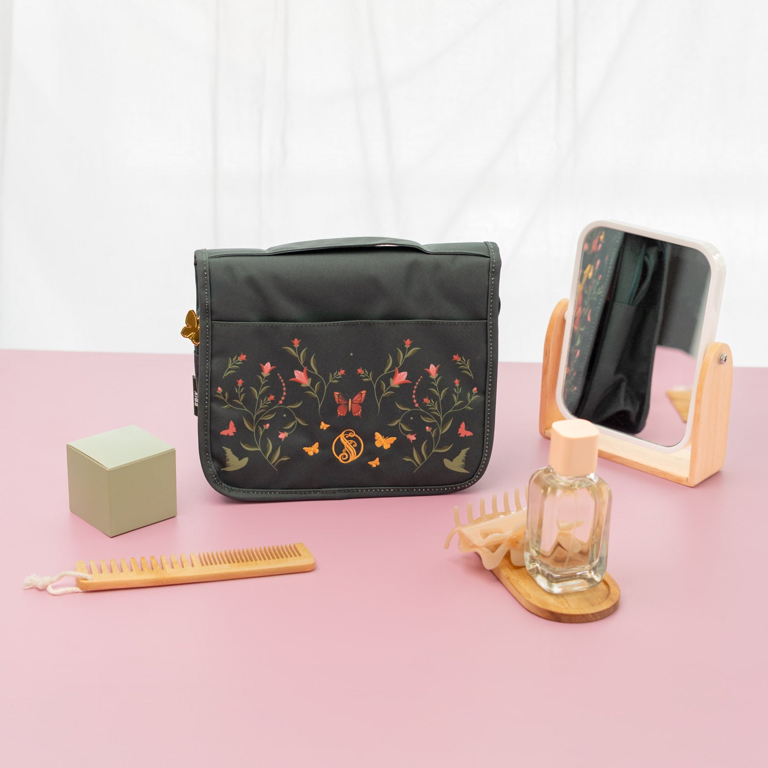 Neceser De Viaje Colgante Wicked