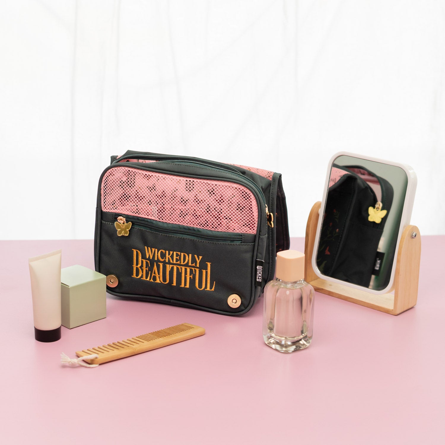 Neceser De Viaje Colgante Wicked