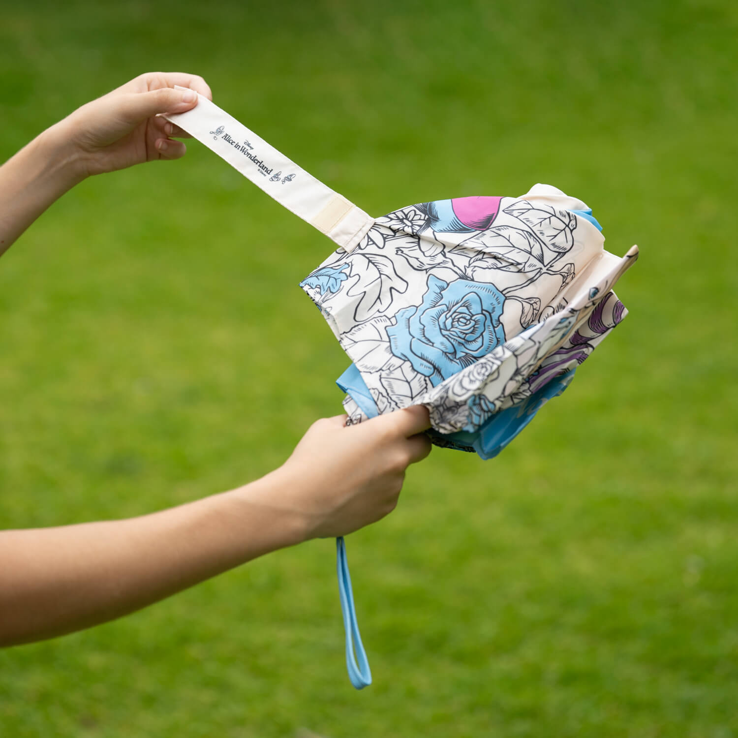 Paraguas Alicia En El País De Las Maravillas Disney