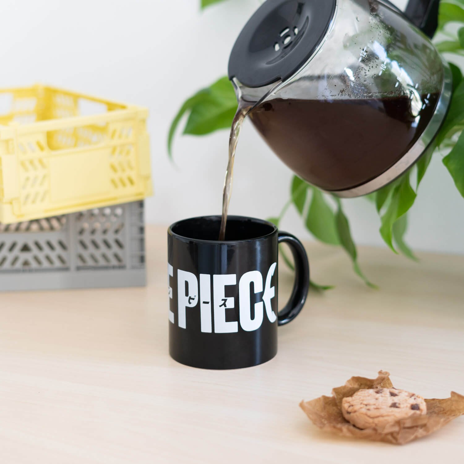 Taza One Piece Netflix Logo