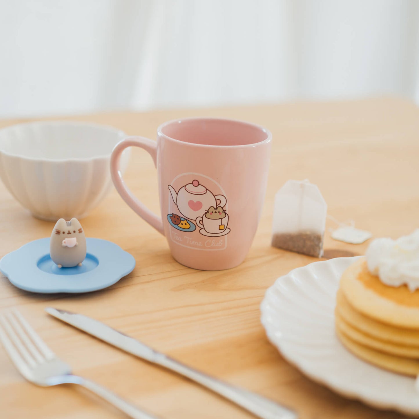 Taza Pusheen Con Tapa