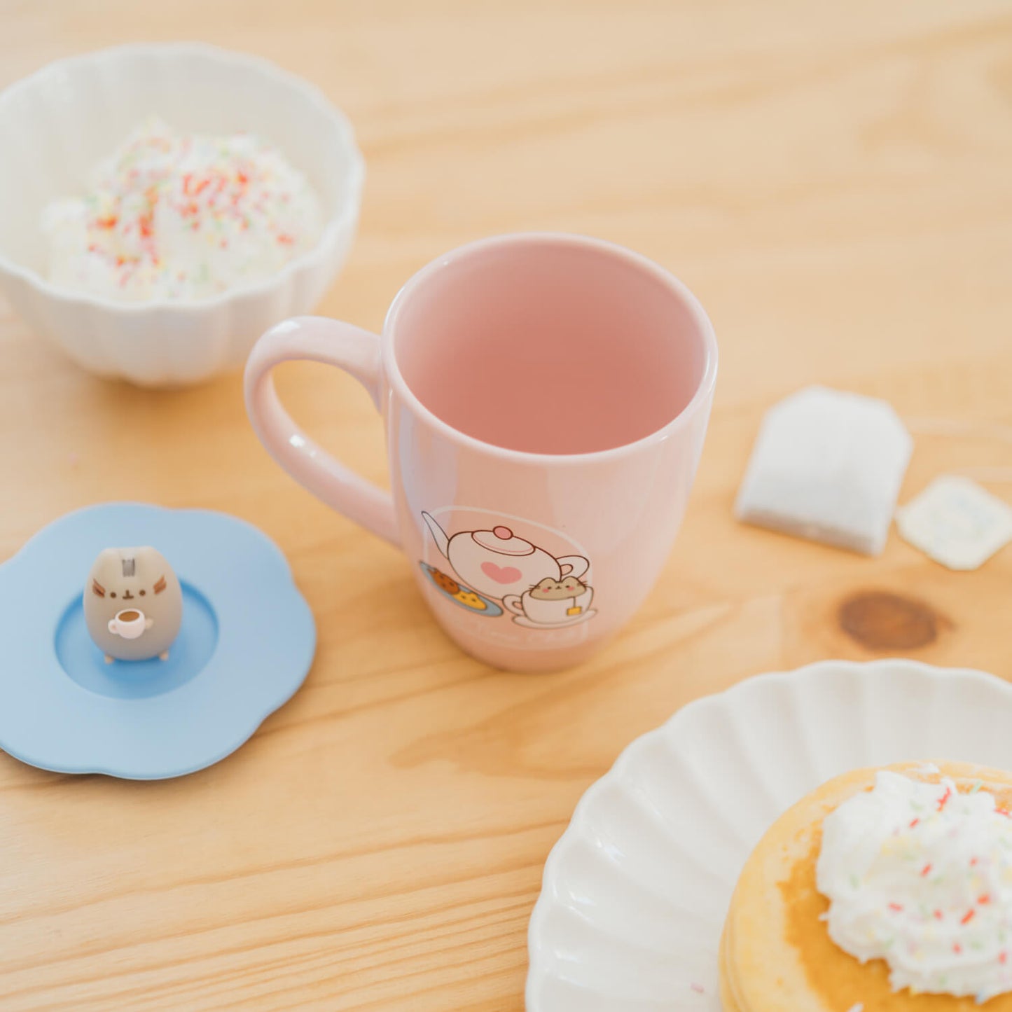 Taza Pusheen Con Tapa